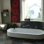 Book-a-room 9